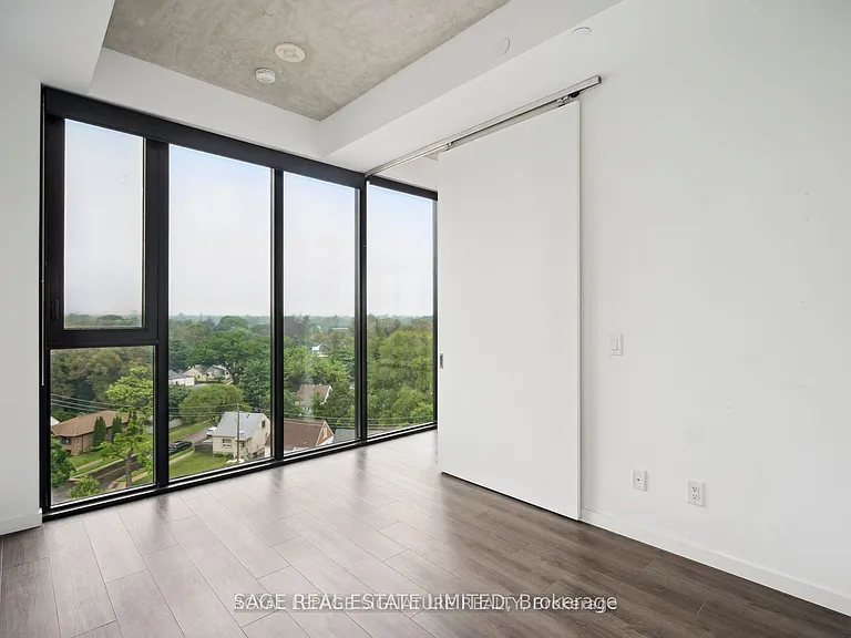 7 Smith Cres #Penthouse 808 — Photo 6