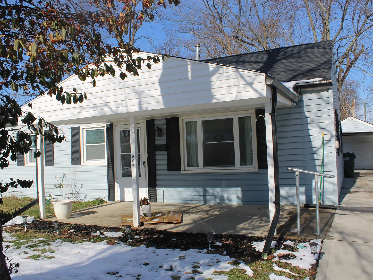 Lindemann Dr, Mason — Photo 2