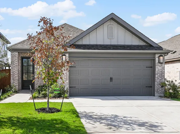 131 Endurance Dr, Kyle, TX 78640