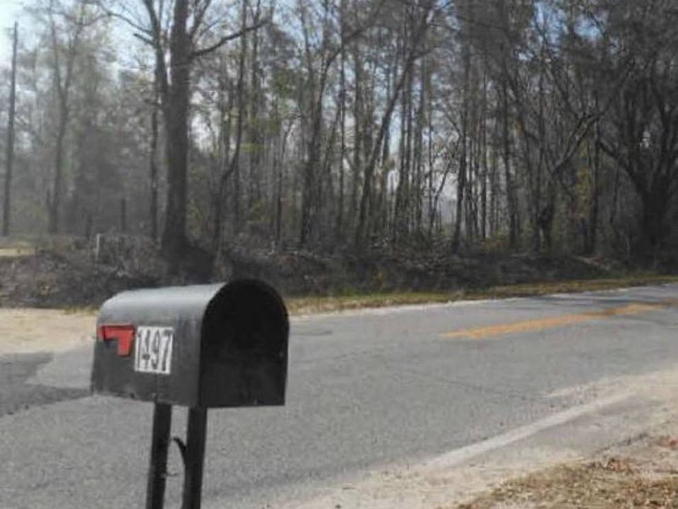 2nd image of 1497 Peter King Rd