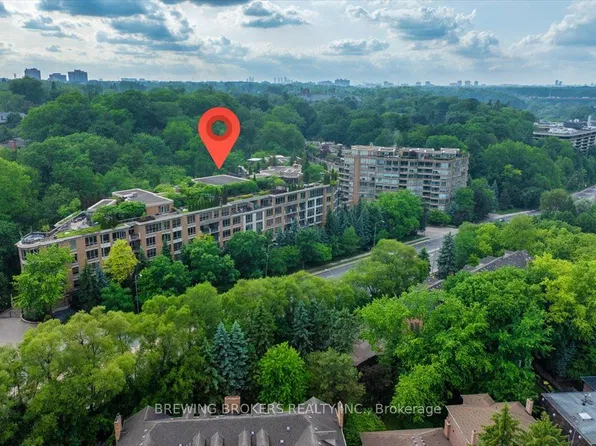 3600 Yonge St #737, Toronto, ON M4N 3R8
