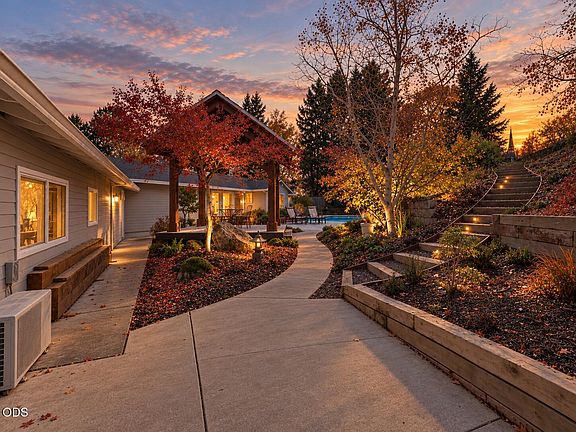 4th image of 2820 David Ln