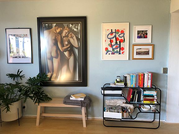 Living room - view 2