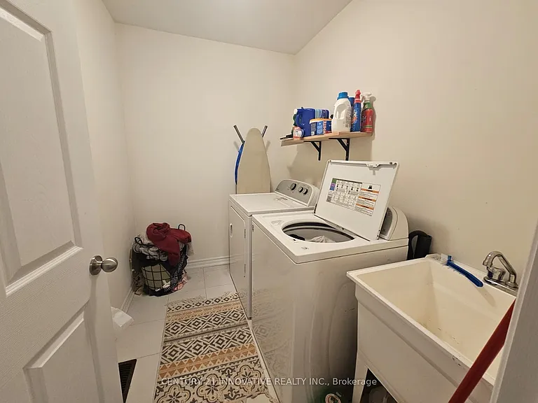 219 Northglen Blvd — Photo 22