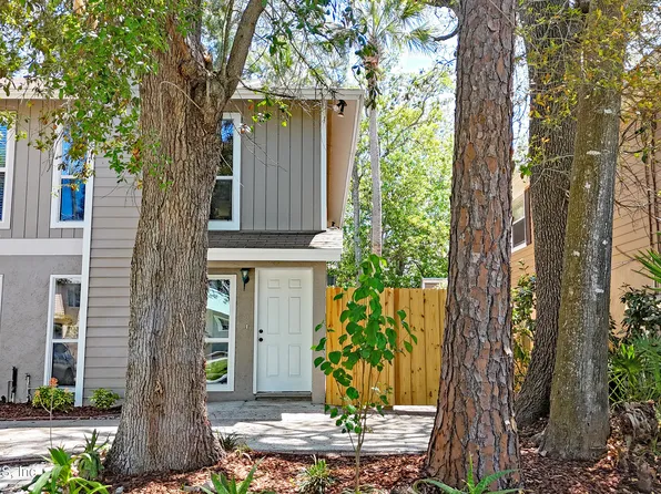 141 POINSETTIA Street, Atlantic Beach, FL 32233