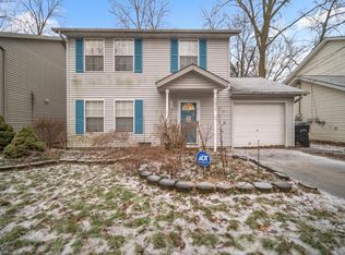 131 Brace Ave, Elyria, OH 44035