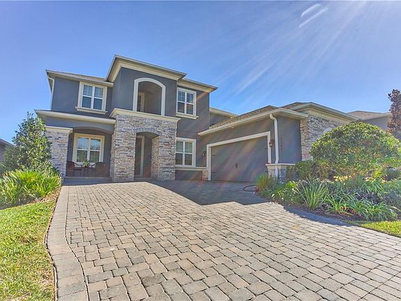 3rd image of 7583 Bishop Square Dr