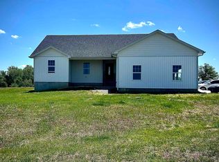 109 Trailridge Rd, Goreville, IL 62939