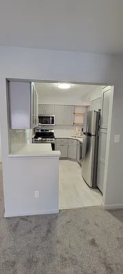 Rented by Winzone Realty Inc | media 4