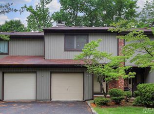94 Reynolds Ct, Matawan, NJ 07747