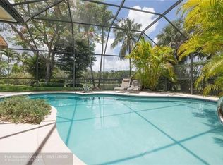 295 Egret Ln, Weston, FL 33327