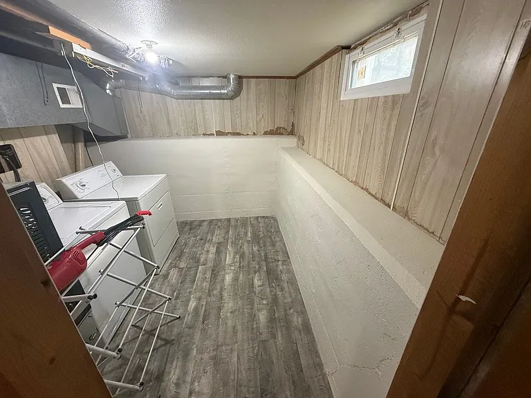 534 Dewey Ave — Photo 11