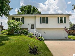 3888 Andrea St, Dubuque, IA 52002