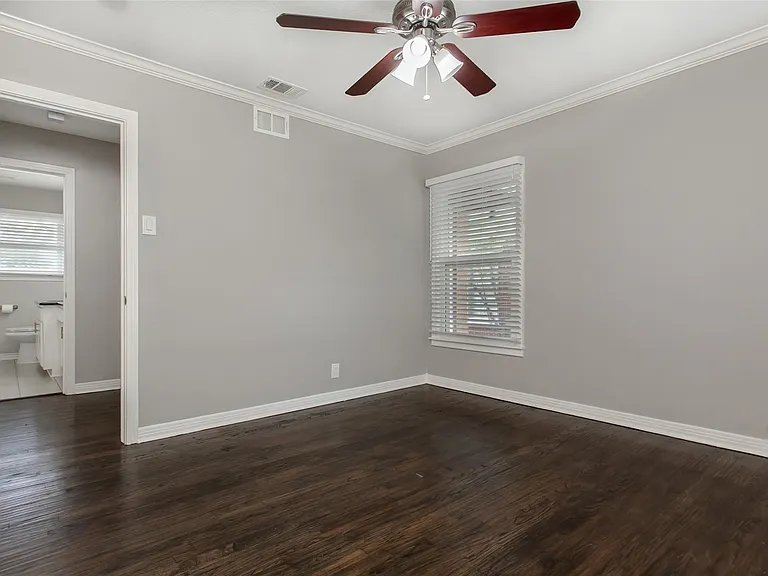 570 Bondstone Dr — Photo 13