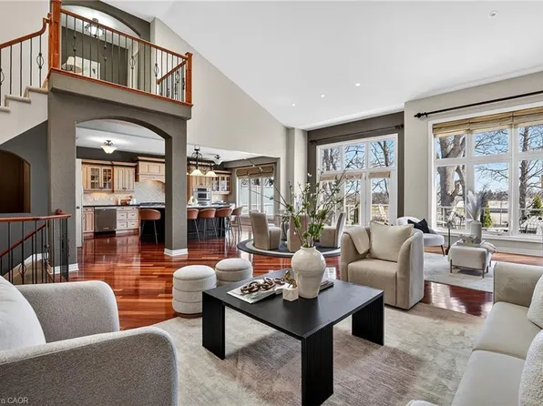 35 Scullers Way #2, Saint Catharines, ON L2N 7S9