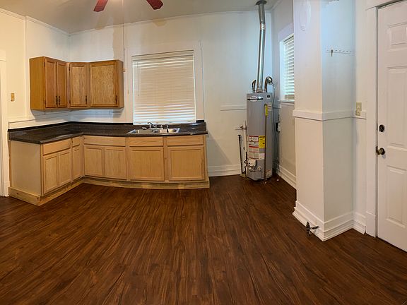 2nd image of 1703 W 12th Ave