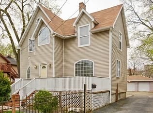 211 4th Ave, Joliet, IL 60433