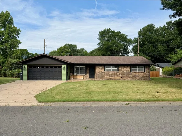 603 N Mobile Ave, Russellville, AR 72801