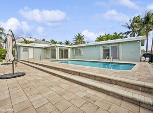 2433 NE 24th St, Pompano Beach, FL 33064