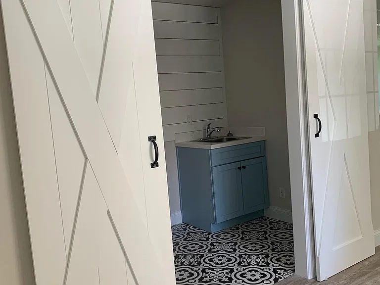 421 Pelican Bay Dr — Photo 9