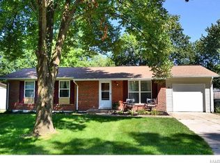 8 Brookshire Dr, Saint Peters, MO 63376