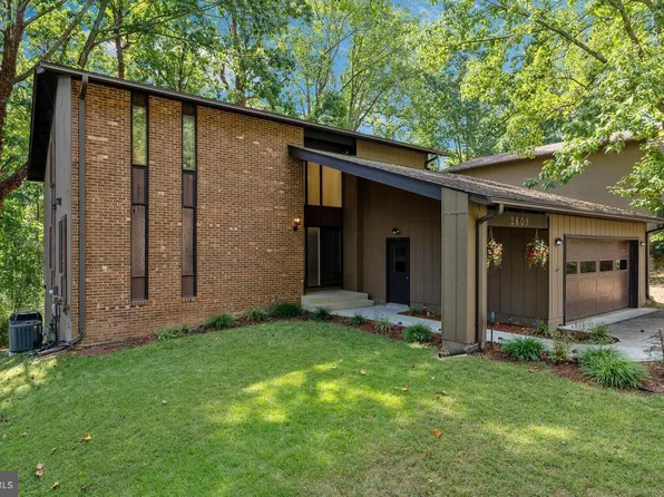 2609 Woodfern Ct, Woodbridge, VA 22192