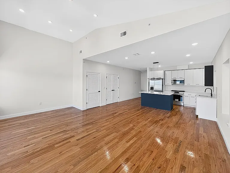 266 Hunterdon St #3 — Photo 24