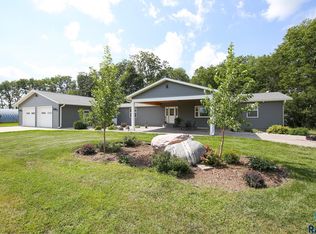 46845 238th St, Colman, SD 57017