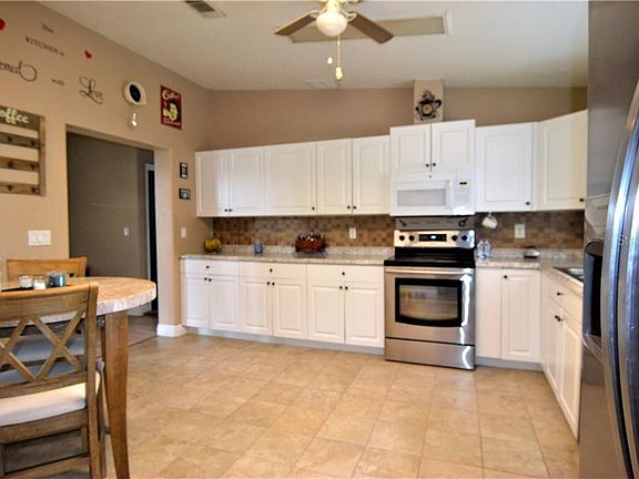 5th image of 6277 Skyview Dr