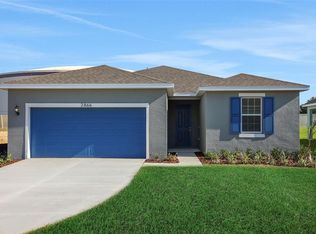 2866 Supermarine Rd, Tavares, FL 32778