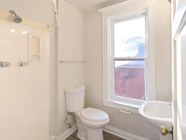 1478 Saint James Ct #5 — Photo 13