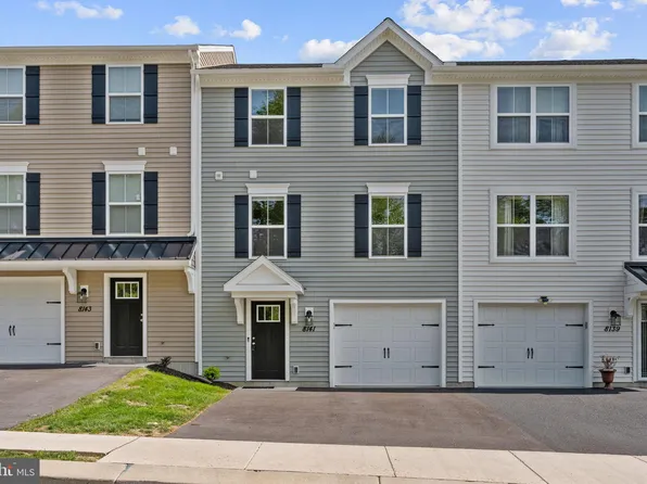 8141 Kelly Dr, Harrisburg, PA 17112