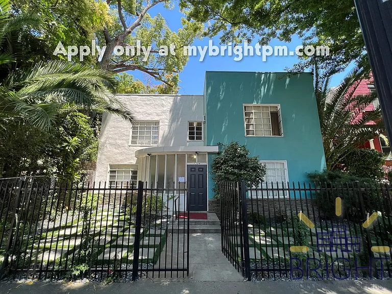 1709 Capitol Ave — Photo 1