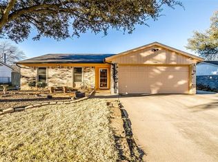 1108 Lee Ann St, Crowley, TX 76036