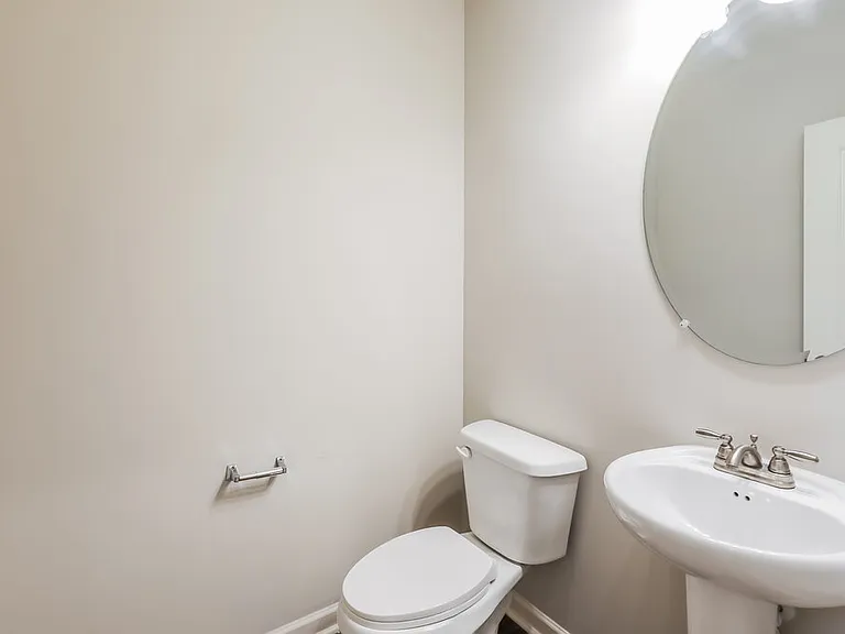 12222 Shelby Ct — Photo 16