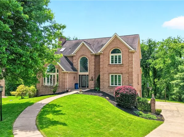 2480 Matterhorn Dr, Wexford, PA 15090