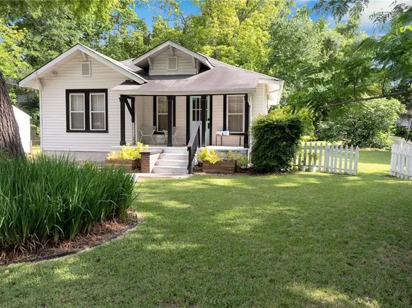 1608 Carroll Dr NW, Atlanta, GA 30318