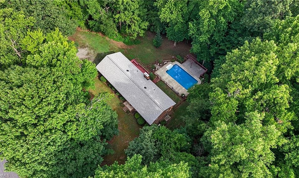 1st image of 4515 Gilmore Dr