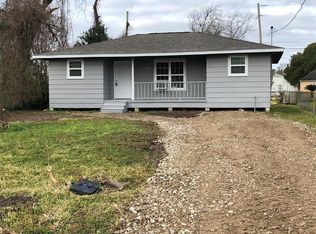313 S Fulton St, Texas City, TX 77591