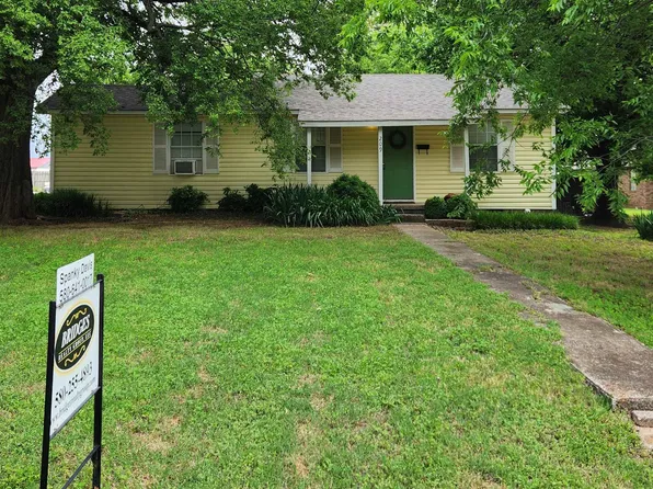 209 E Seminole St, Marlow, OK 73055