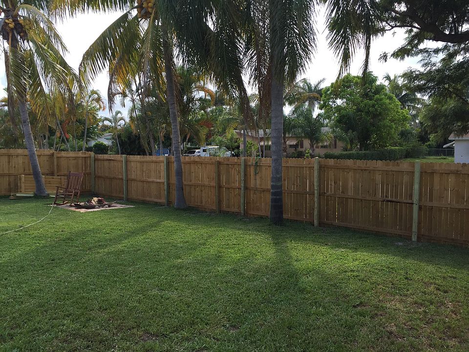 2nd image of 650 Palmetto Dr
