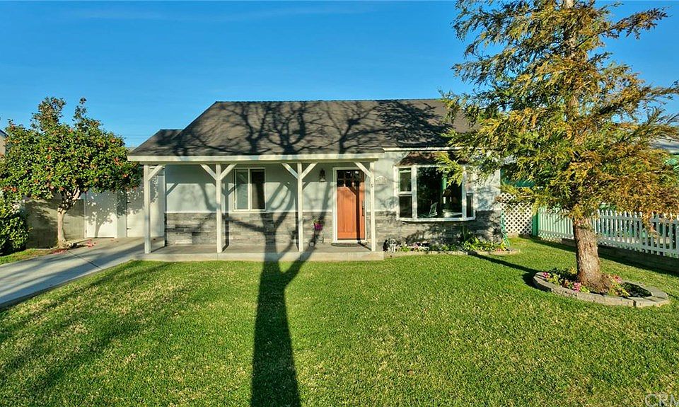 1st image of 808 N Griffith Park Dr