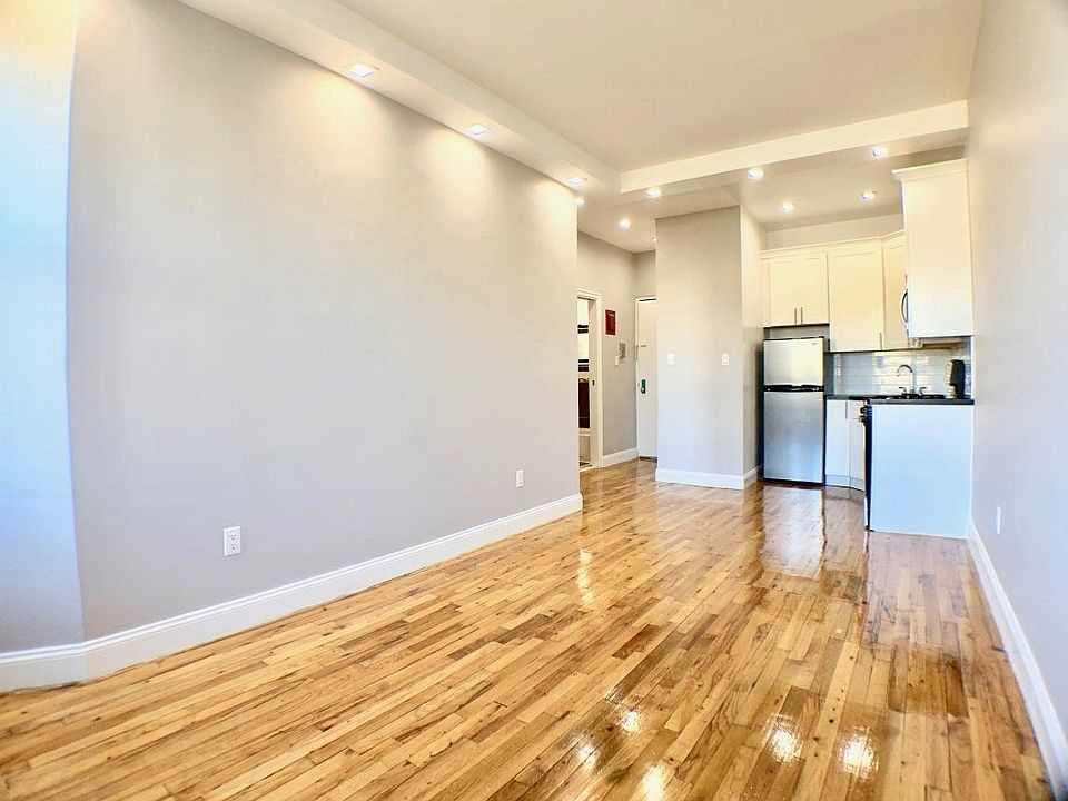 1st image of 1833 7th Ave #5