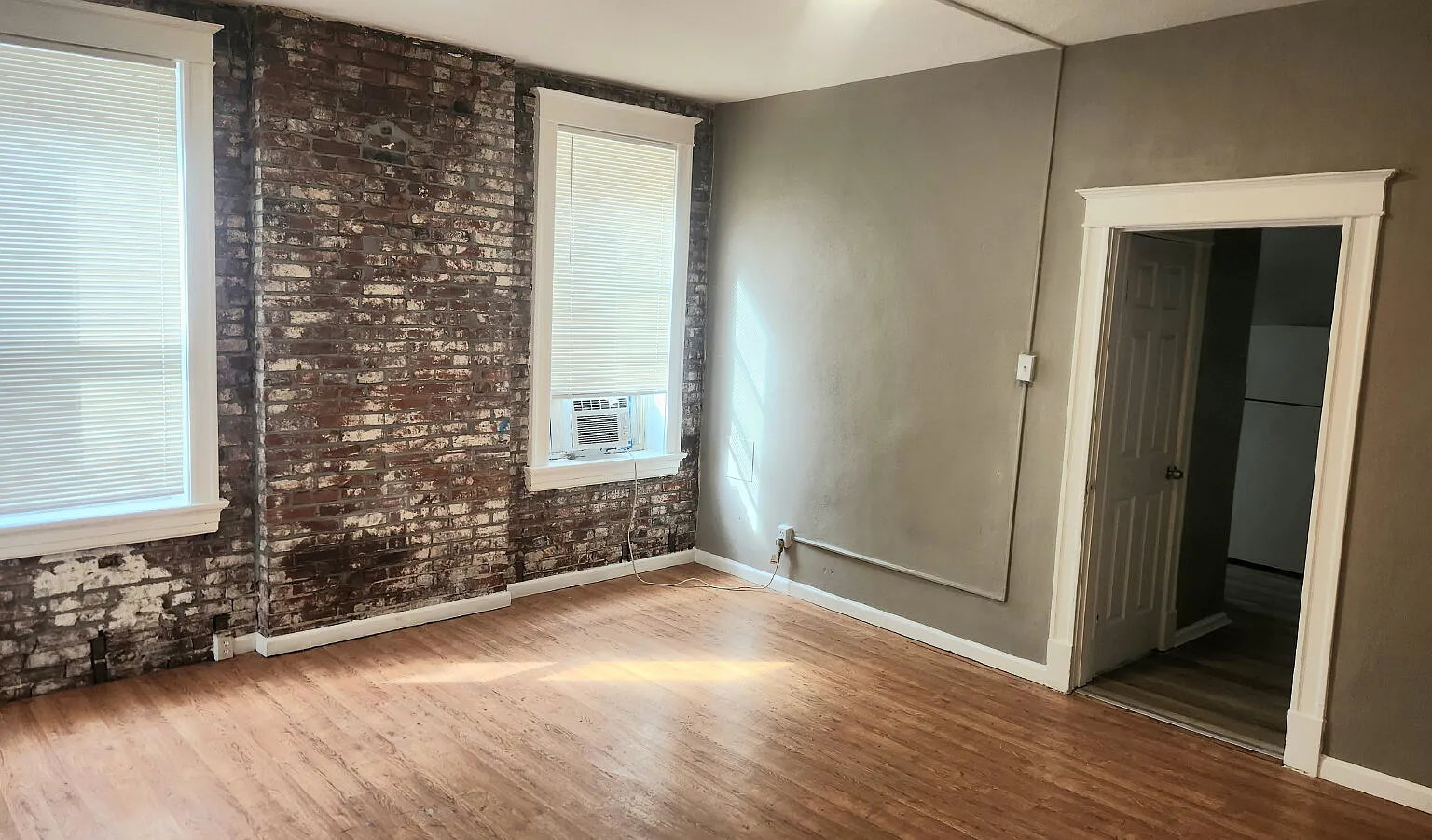 1 bed, 1.0 bath, $900 — Photo 4