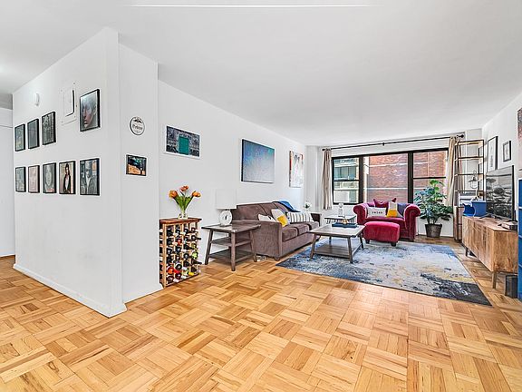 2nd image of 505 E 79th St APT 12D