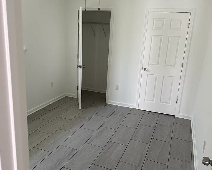 2128 Piety St #28 — Photo 1