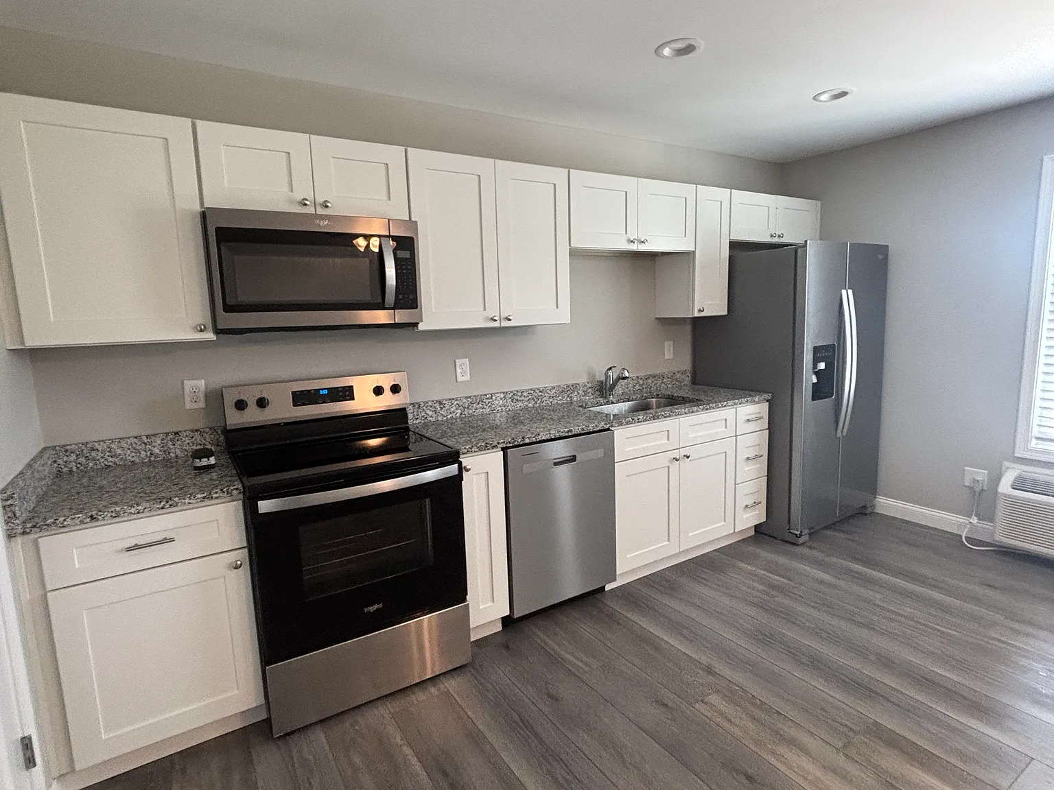 1 bed, 545 sqft, $850 — Photo 3