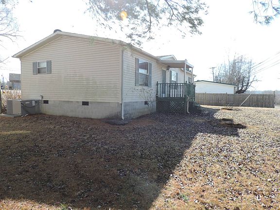 4th image of 1402 N 2nd St