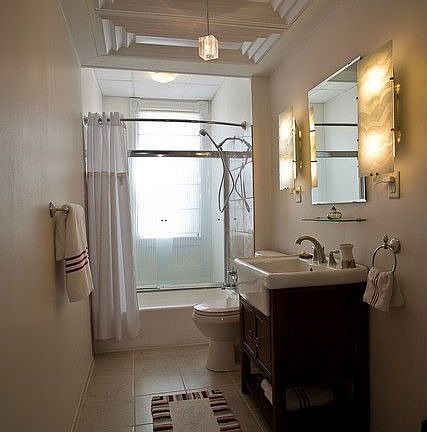 2nd floor bathroom