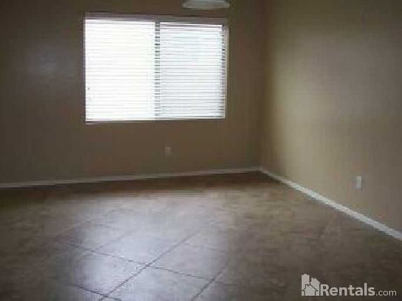 5th image of 16046 W Evans Dr
